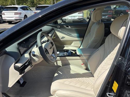 2026 Genesis G80 2.5T
