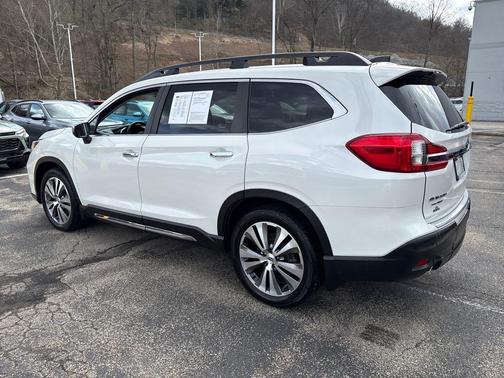 Crystal White Pearl 2020 Subaru Ascent Touring 7-Passenger