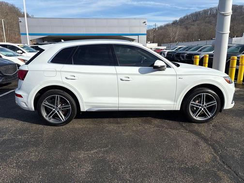 2021 Audi Q5 e 55 Premium