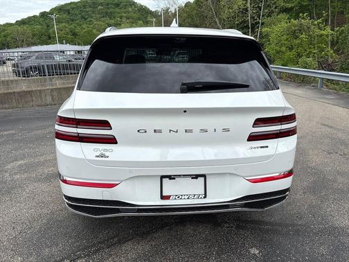 Uyuni White 2026 Genesis GV80 3.5T Prestige