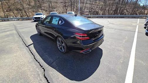2025 Genesis G70 2.5T