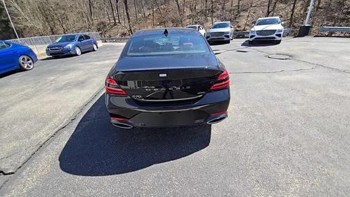 2025 Genesis G70 2.5T
