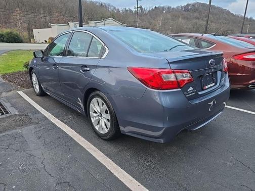 2017 Subaru Legacy 2.5i