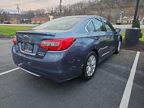 2017 Subaru Legacy 2.5i
