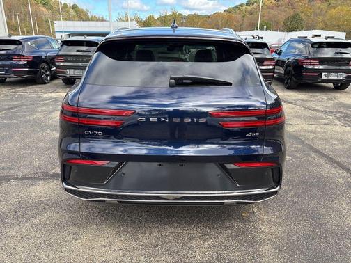 2026 Genesis GV70 2.5T Advanced