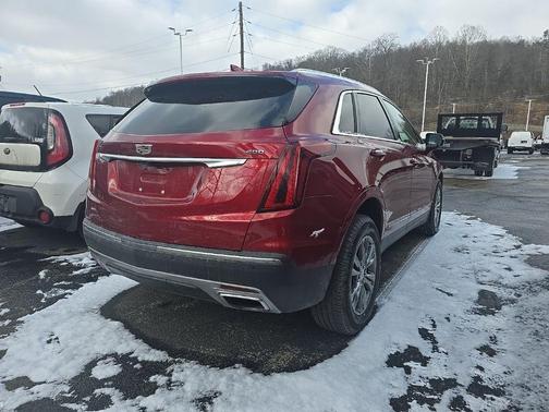 2023 Cadillac XT5 Premium Luxury