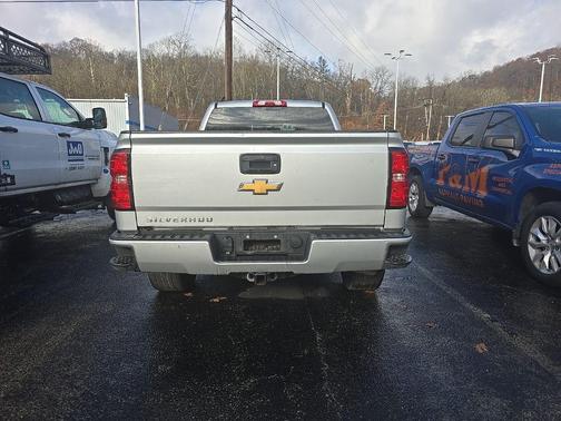 2018 Chevrolet Silverado 1500 Custom