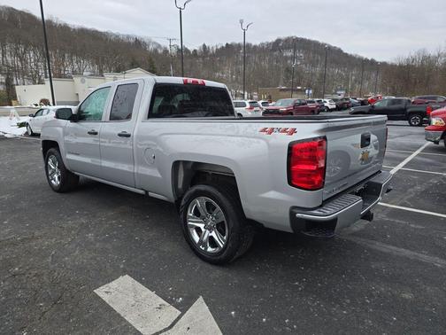 2018 Chevrolet Silverado 1500 Custom