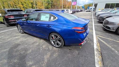 2025 Genesis G70 2.5T