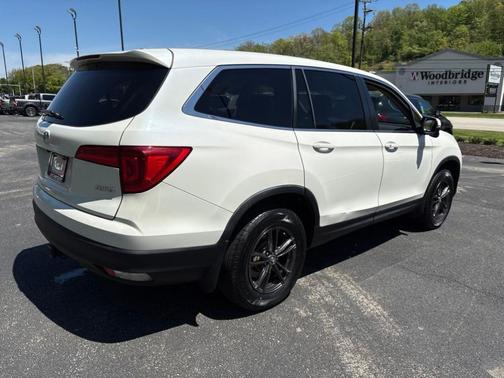 White Diamond Pearl 2016 Honda Pilot EX-L