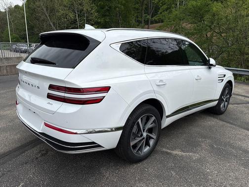 Alta White 2026 Genesis GV80 2.5T