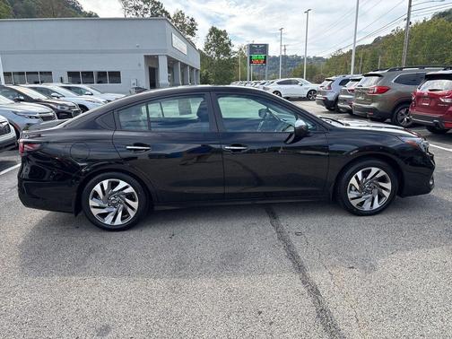 2023 Subaru Legacy Touring XT