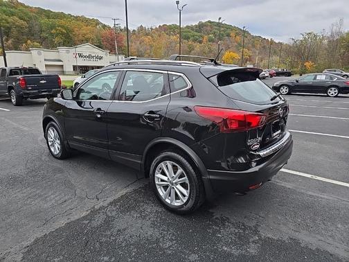 2017 Nissan Rogue Sport SV