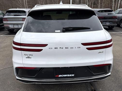 2026 Genesis GV70 2.5T Advanced