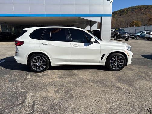 2019 BMW X5 xDrive50i