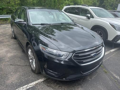 2015 Ford Taurus Limited