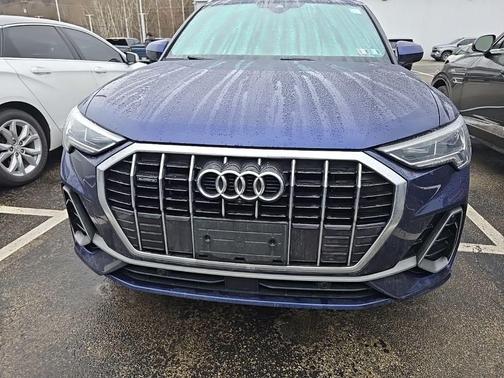 2021 Audi Q3 45 S line Premium