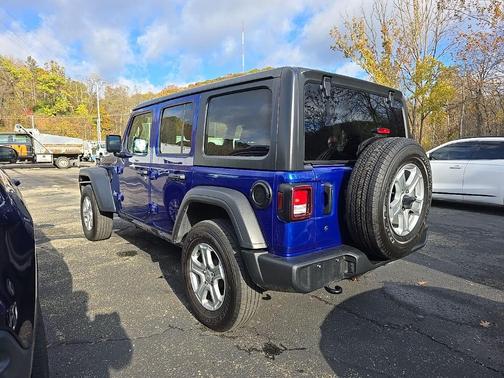 2015 Jeep Cherokee Sport