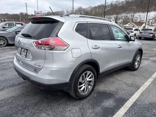 2015 Nissan Rogue SL