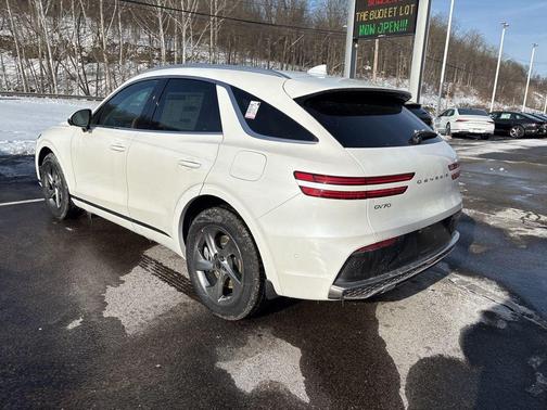 2026 Genesis GV70 2.5T Advanced