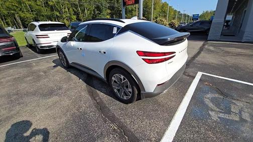 2025 Genesis GV60 Standard