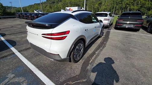2025 Genesis GV60 Standard