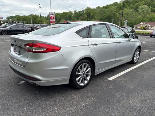 Ingot Silver 2017 Ford Fusion SE
