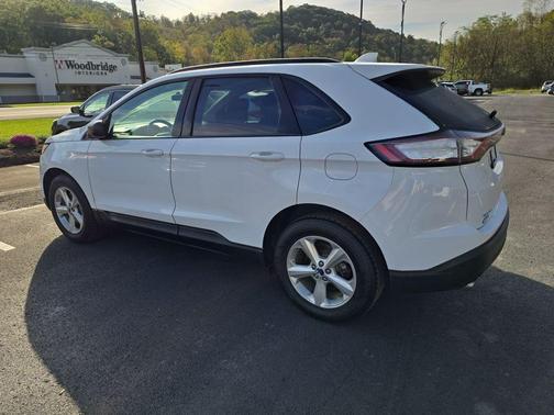 2017 Ford Edge SE