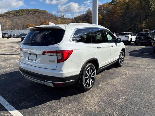 2021 Honda Pilot Elite