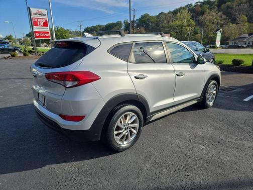 2018 Hyundai TUCSON SEL