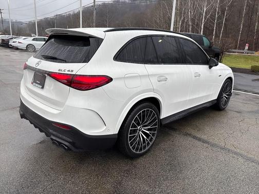 2026 Mercedes-Benz AMG GLC 43 Base