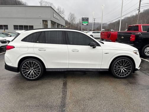 2026 Mercedes-Benz AMG GLC 43 Base