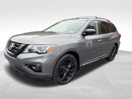2018 Nissan Pathfinder SL