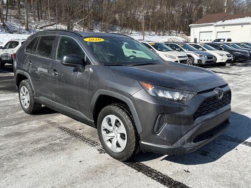 2020 Toyota RAV4 LE