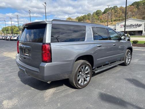 2018 Chevrolet Suburban LT