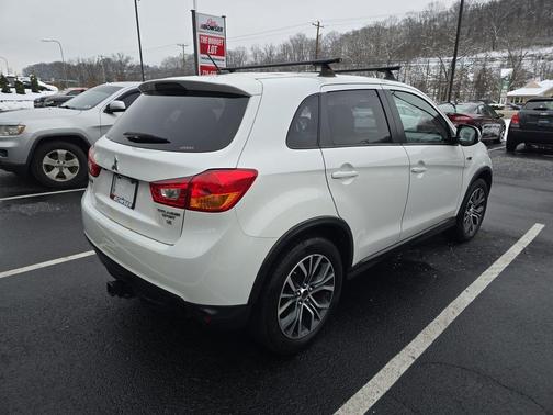 2016 Mitsubishi Outlander Sport ES