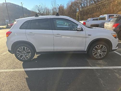 2016 Mitsubishi Outlander Sport ES