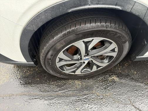 2020 Subaru Outback Touring XT