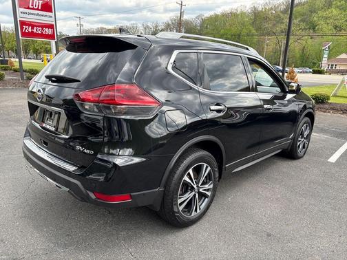 Magnetic Black 2020 Nissan Rogue SV