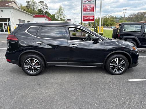 Magnetic Black 2020 Nissan Rogue SV