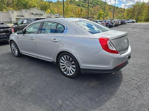 2013 Lincoln MKS Base
