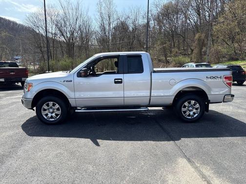 Ingot Silver 2011 Ford F-150 XLT