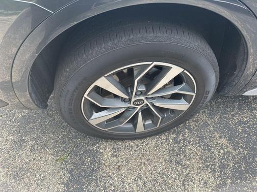 2021 Audi Q5 40 Premium Plus