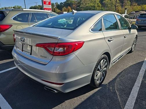 2015 Hyundai SONATA Sport