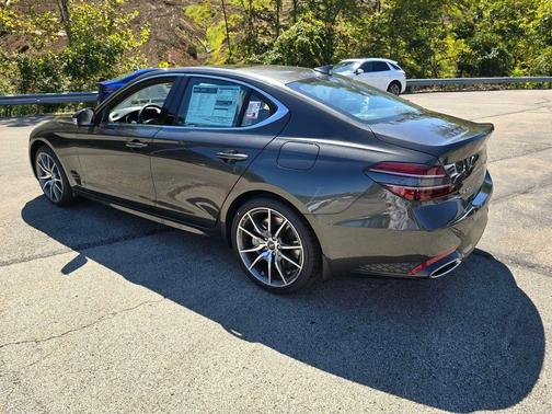 2026 Genesis G70 2.5T Prestige