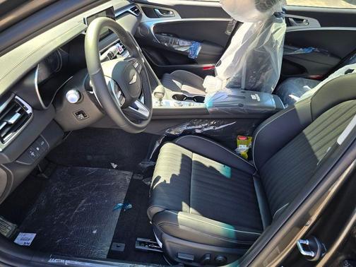 2026 Genesis G70 2.5T Prestige