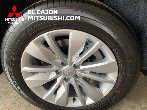 2025 Mitsubishi Outlander ES 2.5 2WD