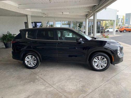 2025 Mitsubishi Outlander ES 2.5 2WD