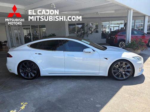 Pearl White Multi-Coat 2017 Tesla Model S 75