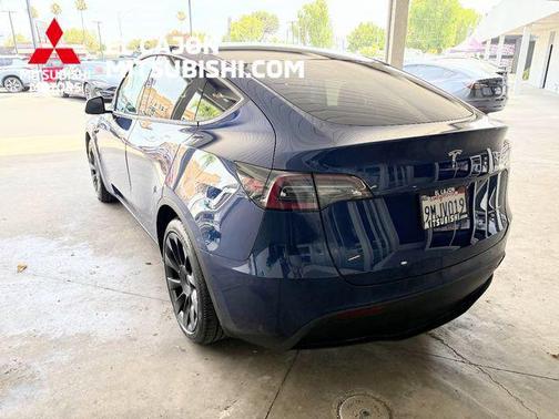 Deep Blue Metallic 2020 Tesla Model Y Long Range